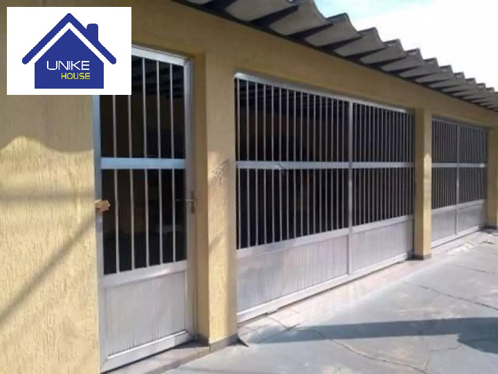 Casa com 3 Quartos e 3 banheiros à Venda, Cidade Dutra